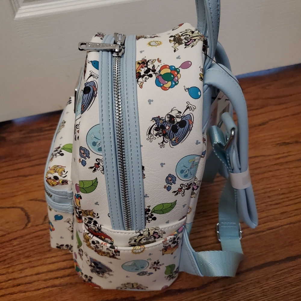 NWT Disney Loungefly Mickey & Minnie Backpack - Picture 6 of 9
